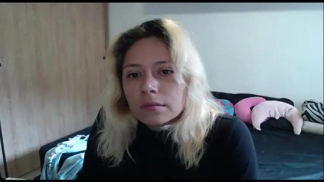 Image 3 of hot_mommymia Stream on Chaturbate on 1 month ago