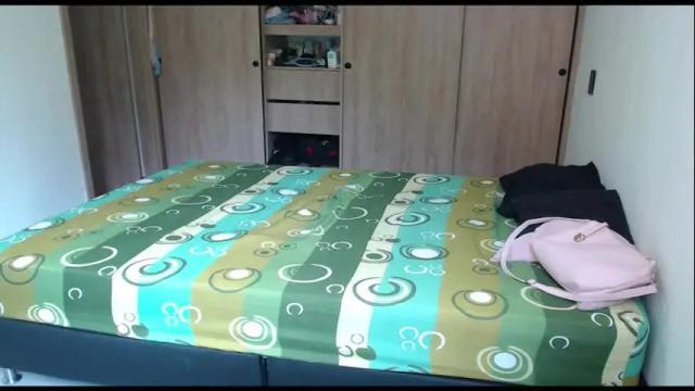 Image 2 of hot_mommymia Stream on Chaturbate on 1 month ago