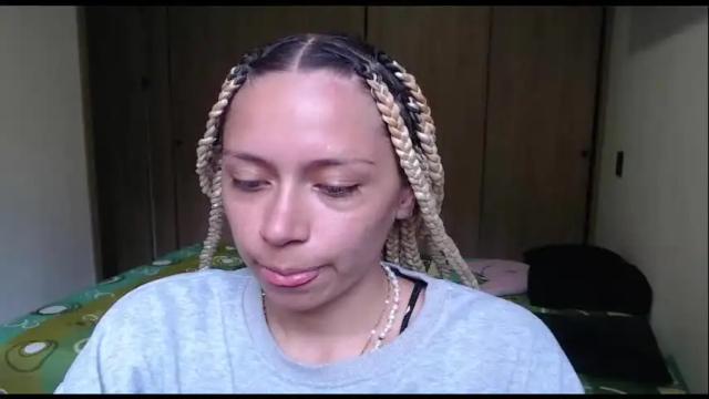 Image 4 of hot_mommymia Stream on Chaturbate on 1 month ago