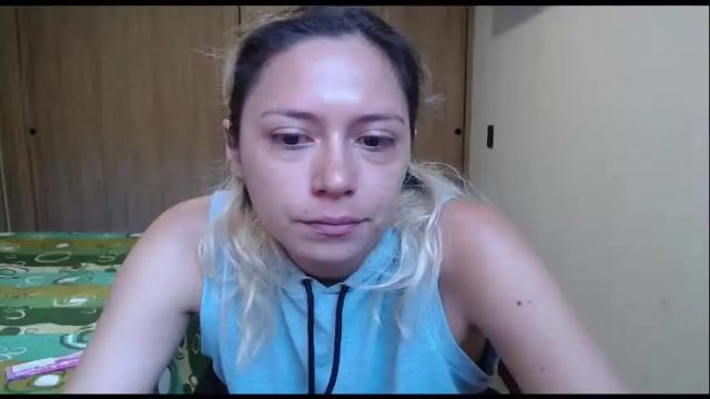 Image 6 of hot_mommymia Stream on Chaturbate on 13 days ago