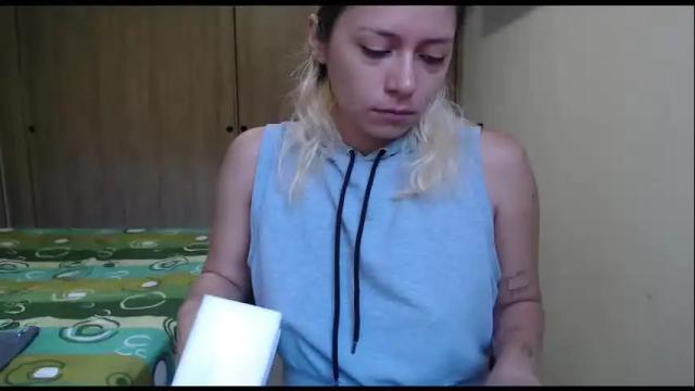 Image 7 of hot_mommymia Stream on Chaturbate on 13 days ago