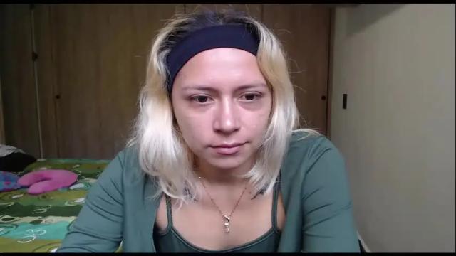 Image 10 of hot_mommymia Stream on Chaturbate on 11 days ago