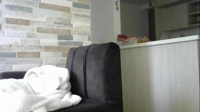 Image 4 of hot_mommymia Stream on Chaturbate on 5 days ago