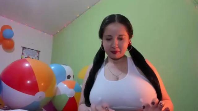 Image 7 of hot_nikol_09 Stream on Chaturbate on 21 months ago
