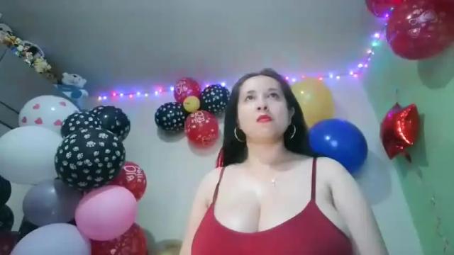 Image 2 of hot_nikol_09 Stream on Chaturbate on 20 months ago