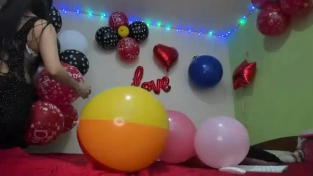 Image 6 of hot_nikol_09 Stream on Chaturbate on 19 months ago