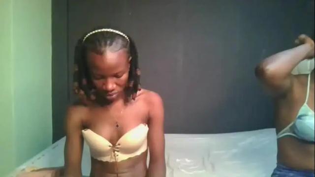 Image 3 of hot_petite1 Stream on Chaturbate on 10 days ago