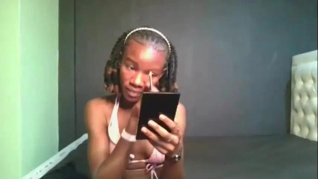 Image 2 of hot_petite1 Stream on Chaturbate on 6 days ago