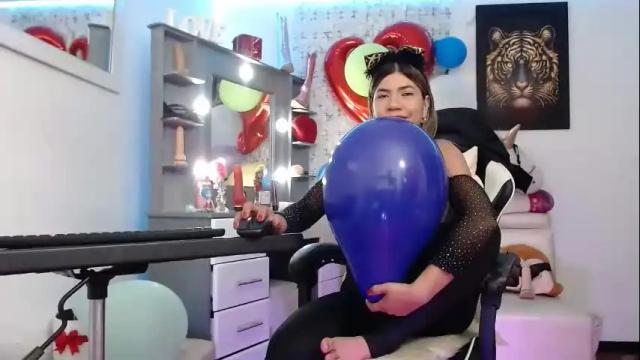 Thumbnail 1, hot_sexy_bunny's Stream at Chaturbate, 2 months ago