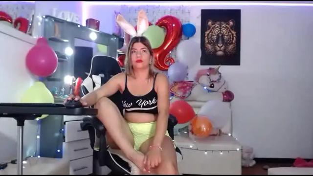 Image 3 of hot_sexy_bunny Stream on Chaturbate on 2 months ago