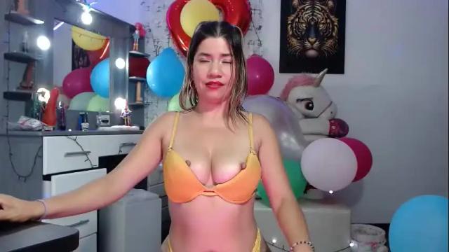 Thumbnail 3, hot_sexy_bunny's Stream at Chaturbate, 25 days ago