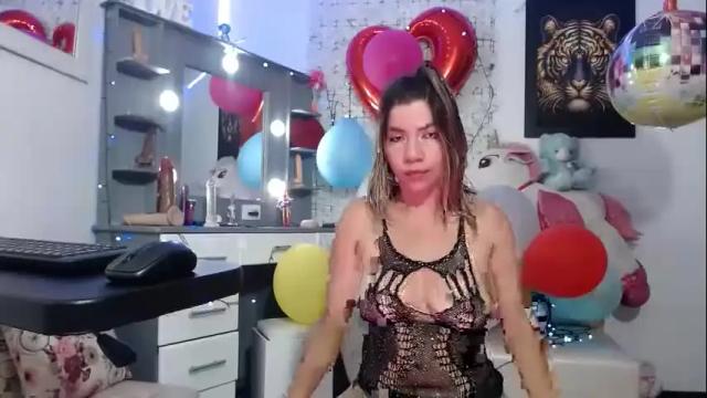 Image 12 of hot_sexy_bunny Stream on Chaturbate on 10 days ago