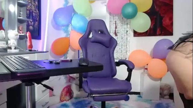 Image 2 of hot_sexy_bunny Stream on Chaturbate on 15 days ago