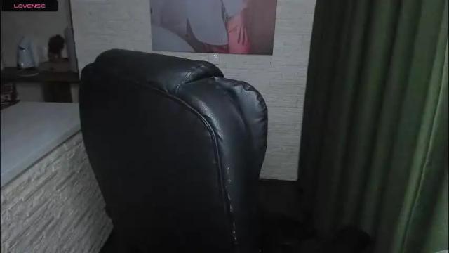 Image 7 of hot_squirtgirl Stream on Chaturbate on 29 days ago