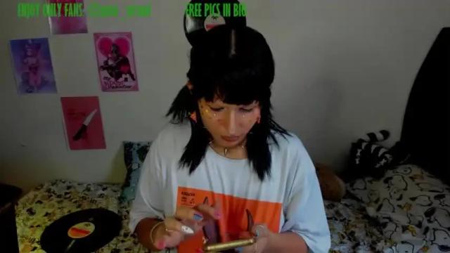 Thumbnail 2, hot_violet69's Stream at Chaturbate, 21 months ago