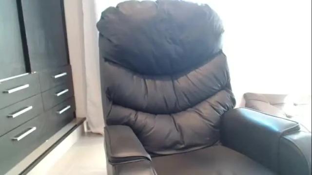Image 3 of hot_wiffe Stream on Chaturbate on 1 month ago