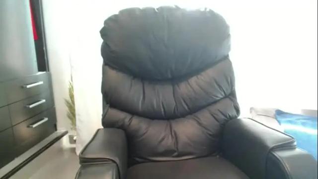 Image 8 of hot_wiffe Stream on Chaturbate on 13 days ago