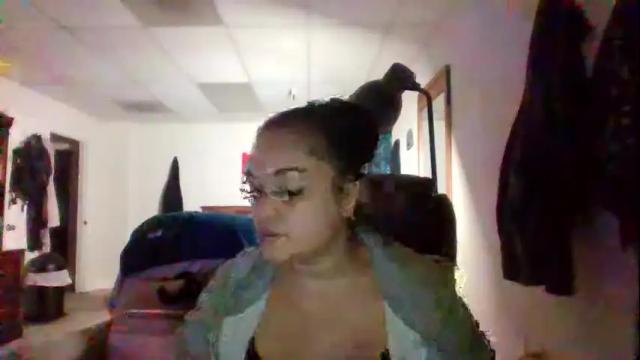 Image 12 of hotangie415 Stream on Chaturbate on 19 months ago