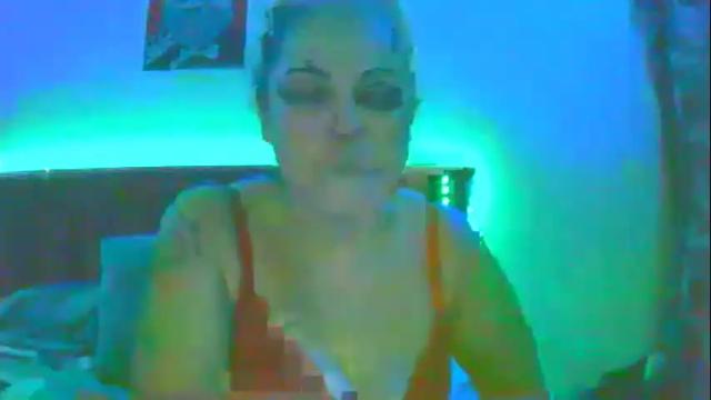 Image 2 of hotangie415 Stream on Chaturbate on 19 months ago