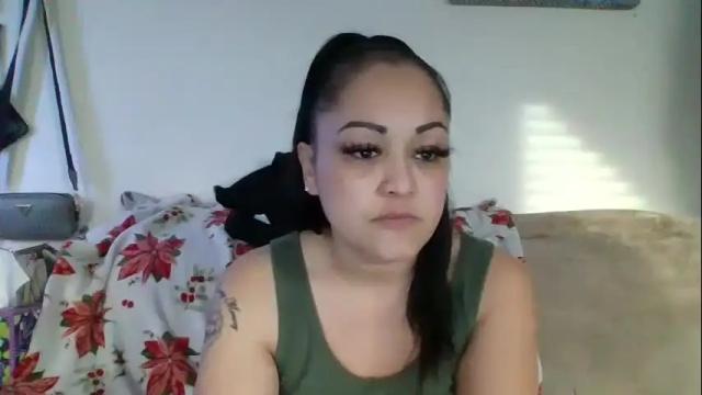 Image 8 of hotangie415 Stream on Chaturbate on 16 months ago