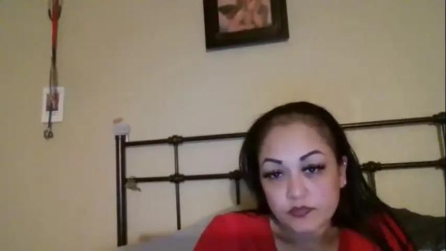 Image 2 of hotangie415 Stream on Chaturbate on 16 months ago