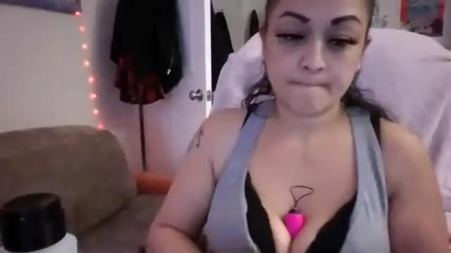 Image 8 of hotangie415 Stream on Chaturbate on 15 months ago