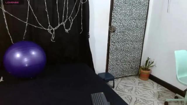 Image 2 of hotaru_hot Stream on Chaturbate on 13 months ago