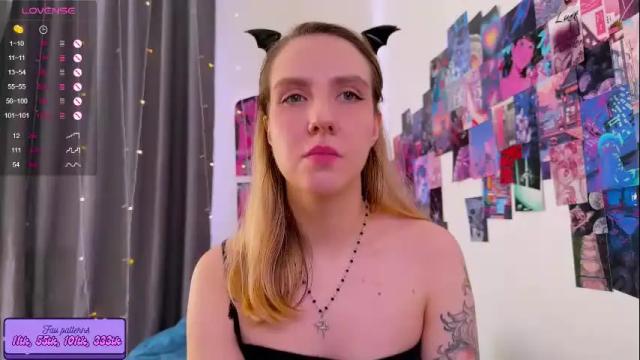 Image 12 of hotarutomo Stream on Chaturbate on 1 month ago