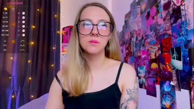 Image 10 of hotarutomo Stream on Chaturbate on 9 days ago
