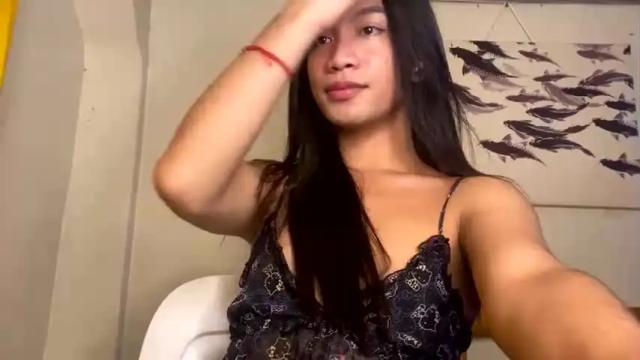 Image 3 of hotasianara Stream on Chaturbate on 16 months ago
