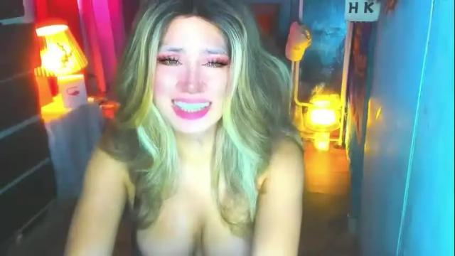 Image 3 of hotbabe_tanya Stream on Chaturbate on 3 months ago