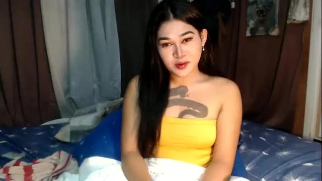 Image 2 of hotbabealjie Stream on Chaturbate on 11 days ago
