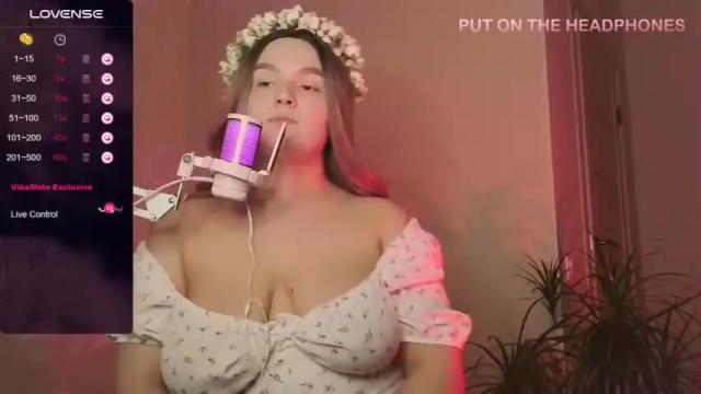 Image 11 of hotbabyalina Stream on Chaturbate on 17 months ago