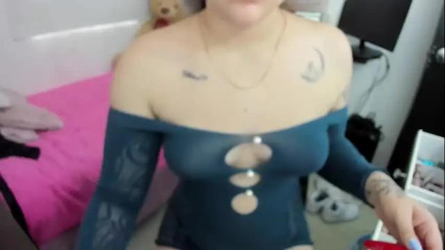 Image 2 of hotbbcwife Stream on Chaturbate on 16 days ago