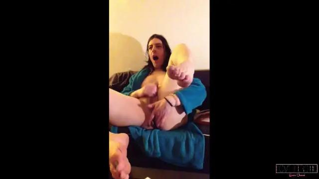 Image 10 of hotbettybellucci Stream on Chaturbate on 9 days ago