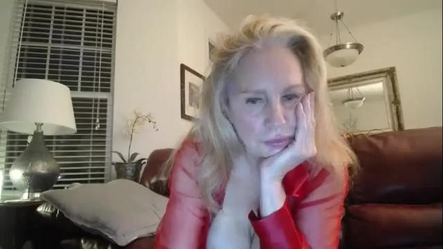 Image 3 of hotblondemilf1962 Stream on Chaturbate on 2 months ago