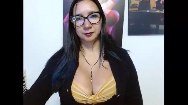 Image 8 of hotbrenda1 Stream on Chaturbate on 19 months ago