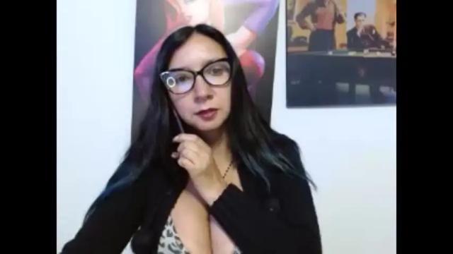 Image 7 of hotbrenda1 Stream on Chaturbate on 18 months ago