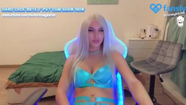 Image 3 of hotbritneybitch Stream on Chaturbate on 18 months ago