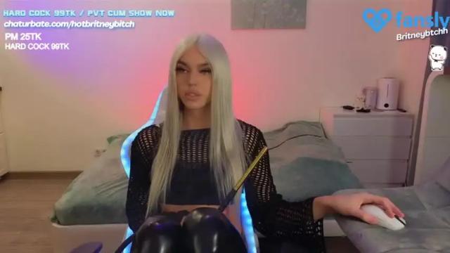 Image 3 of hotbritneybitch Stream on Chaturbate on 14 months ago