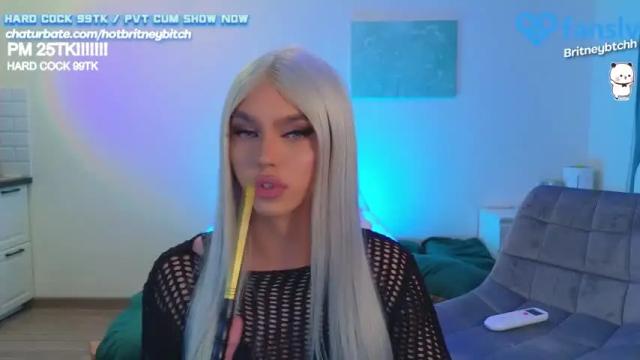 Image 7 of hotbritneybitch Stream on Chaturbate on 14 months ago