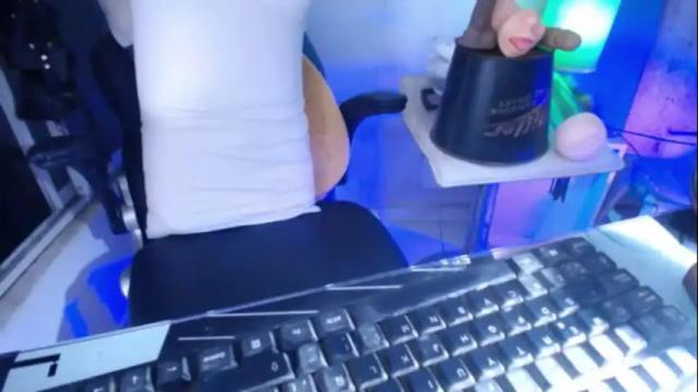 Image 10 of hotbritneyxx Stream on Chaturbate on 1 month ago
