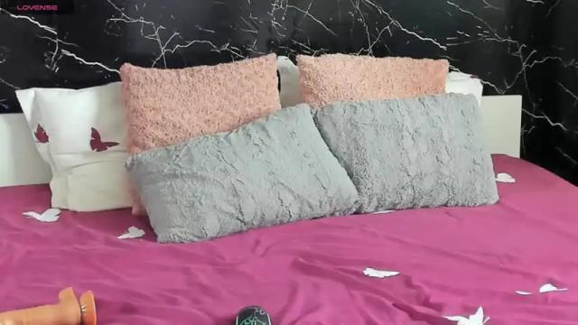 Image 11 of hotbutterfly69 Stream on Chaturbate on 19 months ago