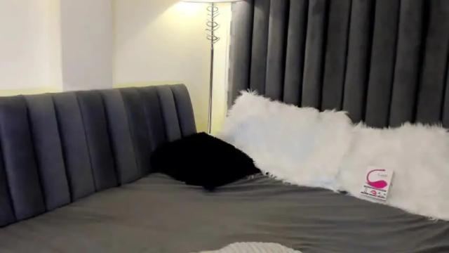 Image 8 of hotchescacumxxx Stream on Chaturbate on 12 months ago