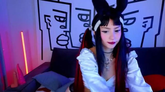 Image 12 of hotchilipepperss Stream on Chaturbate on 16 months ago