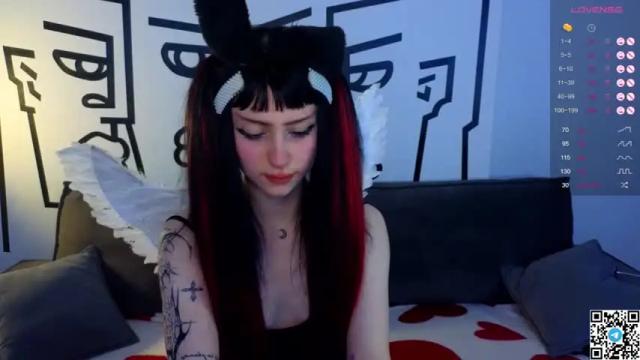 Image 2 of hotchilipepperss Stream on Chaturbate on 13 months ago