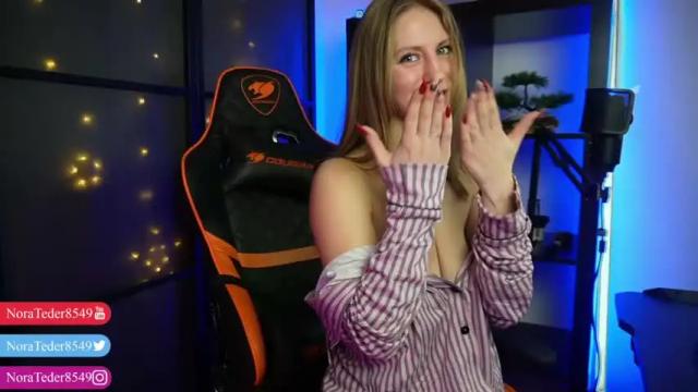Thumbnail 2, hotchillylovers's Stream at Chaturbate, 15 months ago