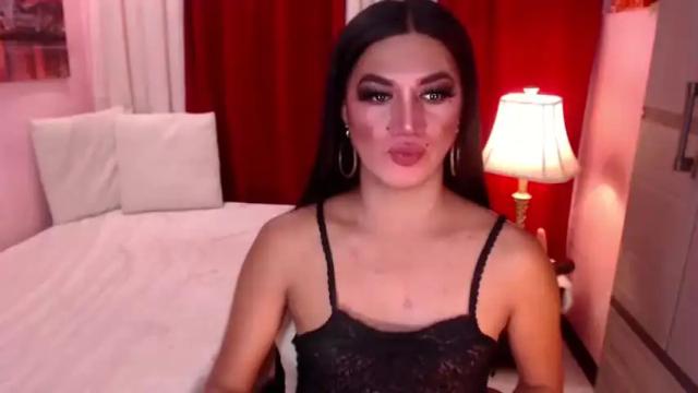 Image 11 of hotchococumashley Stream on Chaturbate on 18 months ago