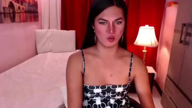Image 8 of hotchococumashley Stream on Chaturbate on 18 months ago