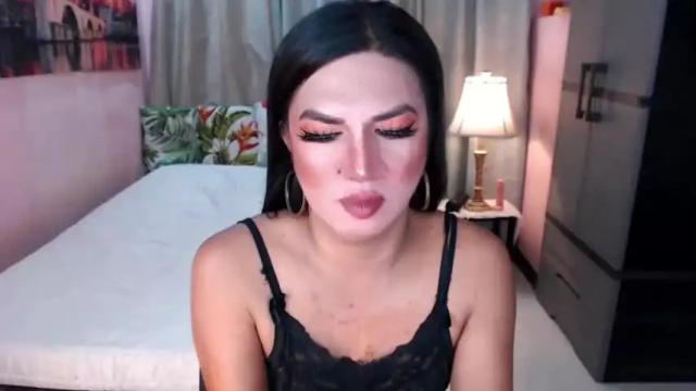 Image 8 of hotchococumashley Stream on Chaturbate on 17 months ago